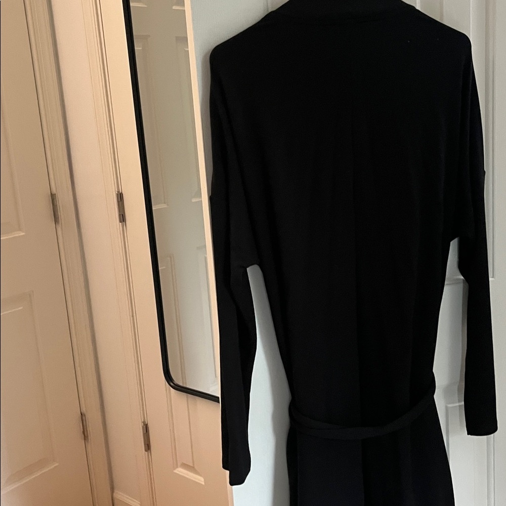 Hatch Black Knit Robe - Picture 4 of 4
